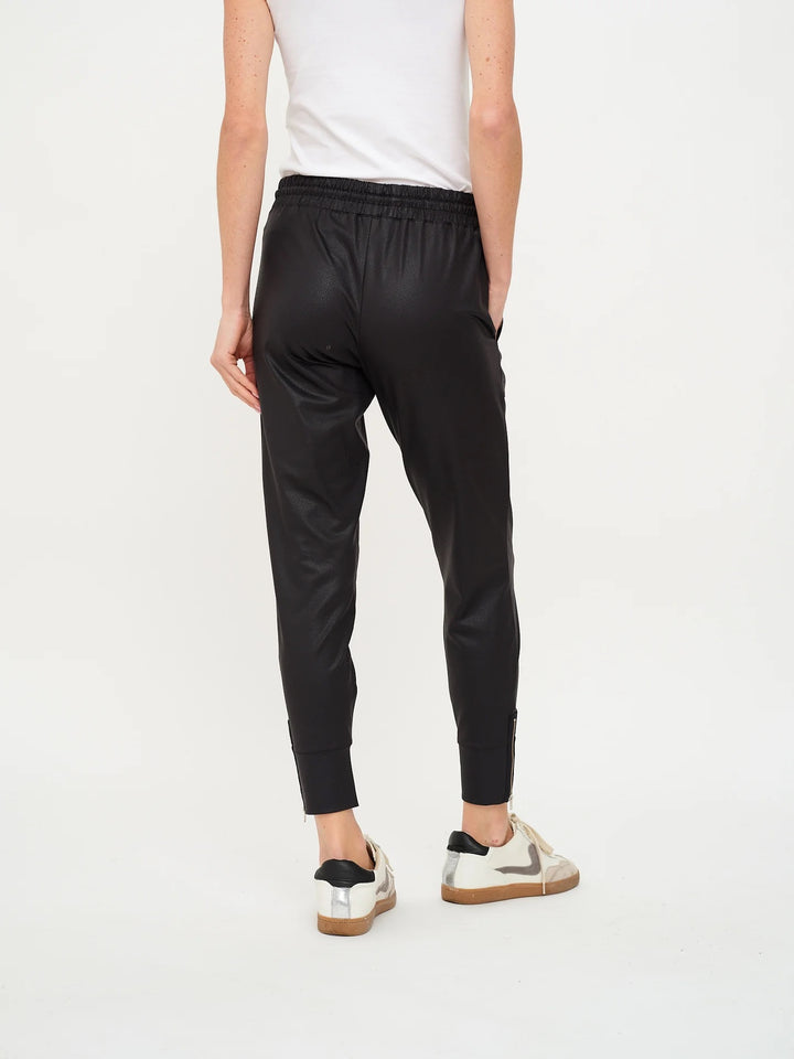 Headliner Coated Jogger