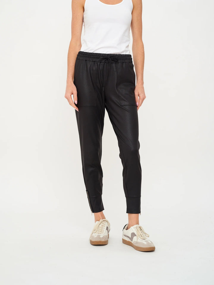 Headliner Coated Jogger